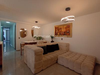 Apartamento de 3 alcobas en venta en Laureles, Medellín, 97 m² · foto 4 de 19