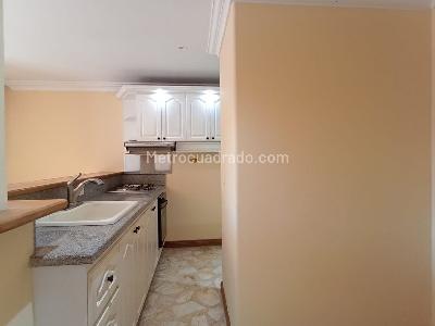 Apartamento de 1 alcoba en venta en Laureles, Medellín, 51 m² · foto 11 de 17