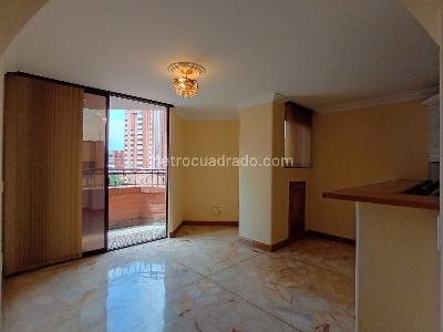 Apartamento de 1 alcoba en venta en Laureles, Medellín, 51 m² · foto 4 de 17