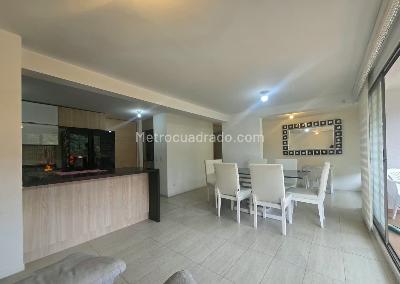 Apartamento de 3 alcobas en venta en Belen, Medellín, 96 m² · foto 3 de 19