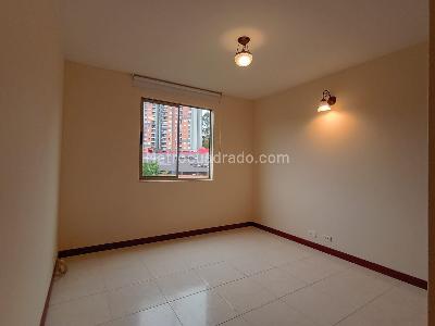 Apartamento de 3 alcobas en arriendo en Laureles, Medellín, 101 m² · foto 16 de 20