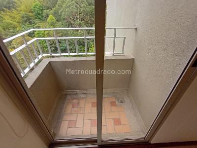 Apartamento de 3 alcobas en arriendo en Laureles, Medellín, 101 m² · foto 20 de 20