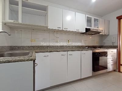 Apartamento de 3 alcobas en arriendo en Laureles, Medellín, 101 m² · foto 7 de 20