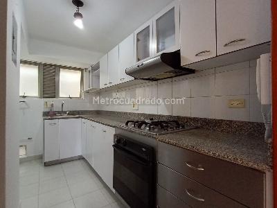 Apartamento de 3 alcobas en arriendo en Laureles, Medellín, 101 m² · foto 8 de 20