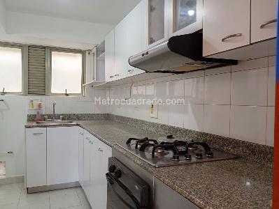 Apartamento de 3 alcobas en arriendo en Laureles, Medellín, 101 m² · foto 9 de 20