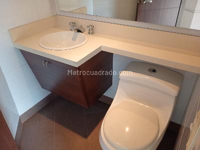 Apartamento de 1 alcoba en venta en Laureles, Medellín, 40 m² · foto 15 de 18