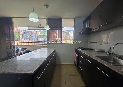 Apartamento en venta en Belen, Medellín · foto 8 de 19