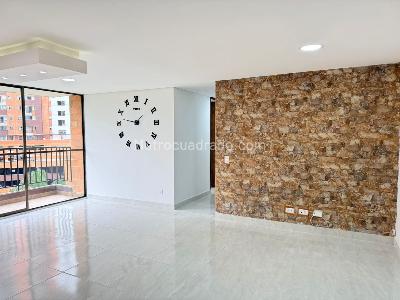 Apartamento en venta en Belen, Medellín · foto 3 de 17