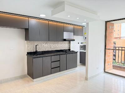 Apartamento en venta en Belen, Medellín · foto 6 de 17