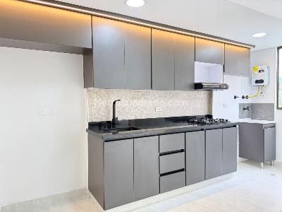 Apartamento en venta en Belen, Medellín · foto 7 de 17