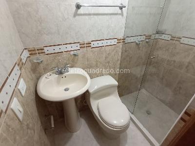 Apartamento de 3 alcobas en arriendo en Laureles, Medellín, 56 m² · foto 15 de 16