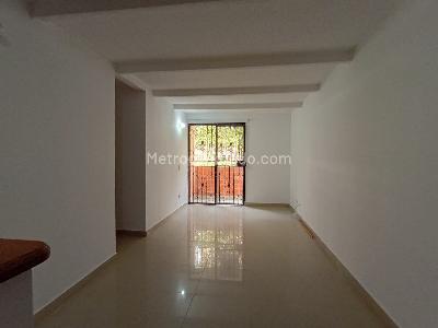 Apartamento de 3 alcobas en arriendo en Laureles, Medellín, 56 m² · foto 3 de 16