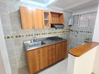 Apartamento de 3 alcobas en arriendo en Laureles, Medellín, 56 m² · foto 4 de 16