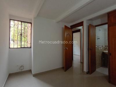 Apartamento de 3 alcobas en arriendo en Laureles, Medellín, 56 m² · foto 7 de 16