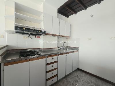 Apartamento en venta en Belen, Medellín · foto 6 de 18