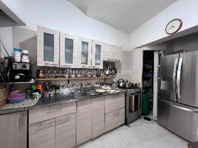 Apartamento en venta en Laureles, Medellín · foto 5 de 18
