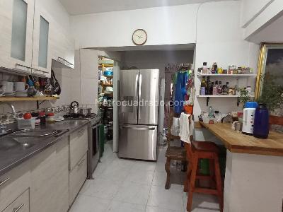 Apartamento en venta en Laureles, Medellín · foto 7 de 18