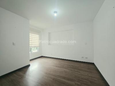 Apartamento en arriendo en Belen, Medellín · foto 11 de 17