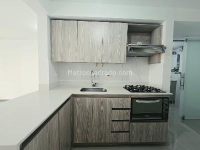 Apartamento en arriendo en Belen, Medellín · foto 8 de 17