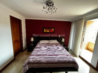 Apartamento de 3 alcobas en venta en Laureles, Medellín, 140 m² · foto 11 de 19