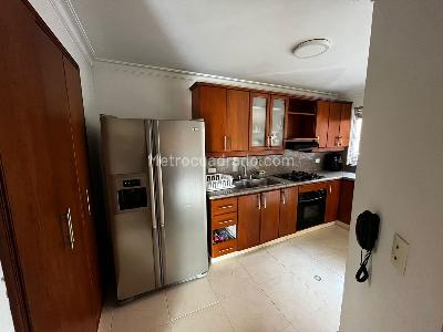 Apartamento de 3 alcobas en venta en Laureles, Medellín, 140 m² · foto 7 de 19