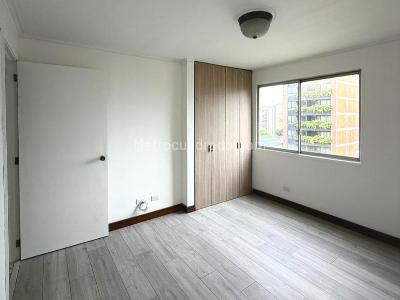 Apartamento de 4 alcobas en venta en Laureles, Medellín, 160 m² · foto 14 de 19