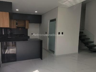 Casa de 3 alcobas en venta en Laureles, Medellín, 147 m² · foto 4 de 18