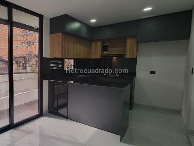 Casa de 3 alcobas en venta en Laureles, Medellín, 147 m² · foto 6 de 18