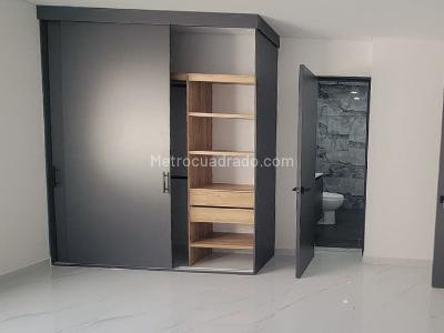 Casa de 3 alcobas en venta en Laureles, Medellín, 147 m² · foto 9 de 18