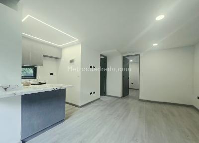 Apartamento de 1 alcoba en venta en Laureles, Medellín, 40 m² · foto 3 de 15