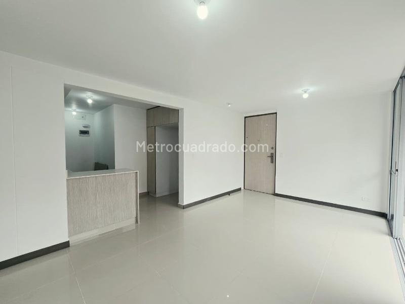 Piso – Medellín, Loma de Los Bernal, Belén - Más