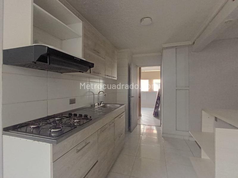 1BR Apartment in LAURELES (60 m²) - 4