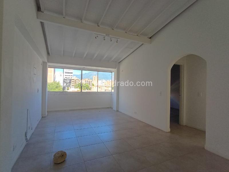 2BR Apartment in LAURELES (92 m²)