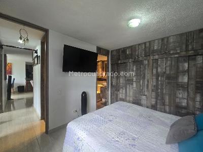 Apartamento de 3 alcobas en venta en Itagüí, Itagüí, 70 m² · foto 11 de 17