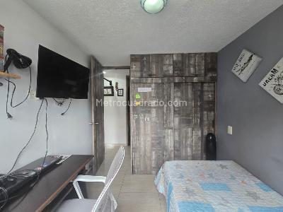 Apartamento de 3 alcobas en venta en Itagüí, Itagüí, 70 m² · foto 12 de 17