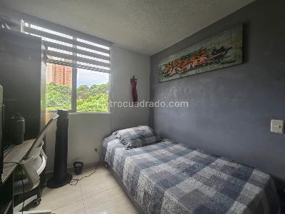 Apartamento de 3 alcobas en venta en Itagüí, Itagüí, 70 m² · foto 14 de 17