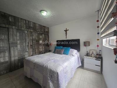 Apartamento de 3 alcobas en venta en Itagüí, Itagüí, 70 m² · foto 8 de 17