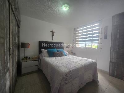 Apartamento de 3 alcobas en venta en Itagüí, Itagüí, 70 m² · foto 9 de 17