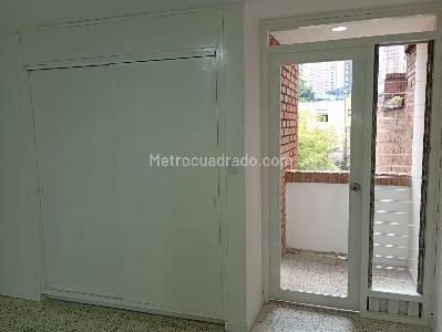 Apartamento en venta en Laureles, Medellín · foto 12 de 16