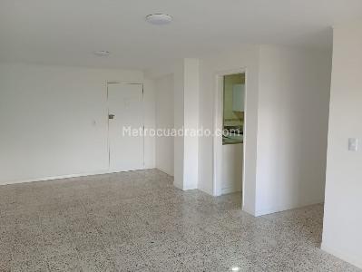 Apartamento en venta en Laureles, Medellín · foto 4 de 16