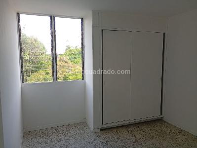 Apartamento en venta en Laureles, Medellín · foto 9 de 16