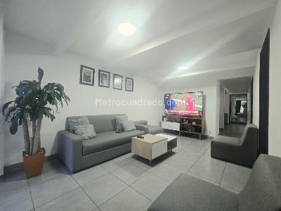 Apartamento en venta en Itagui, Itagüí · foto 3 de 18
