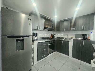 Apartamento en venta en Itagui, Itagüí · foto 5 de 18