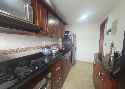 Apartamento en venta en Belen, Medellín · foto 7 de 18