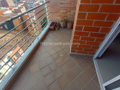 Apartamento de 3 alcobas en arriendo en Laureles, Medellín, 100 m² · foto 19 de 19
