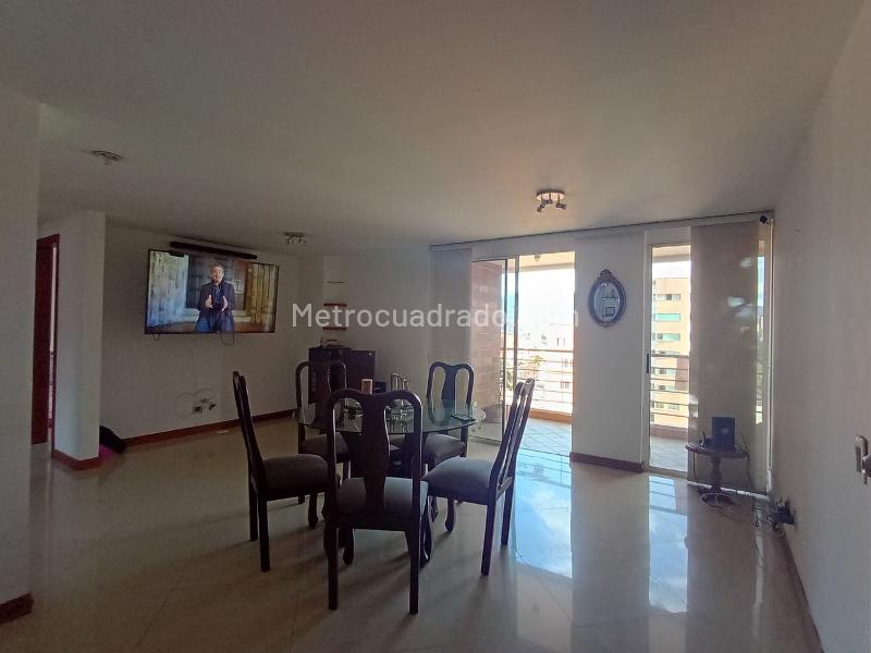 3BR Apartment in LAURELES (100 m²)
