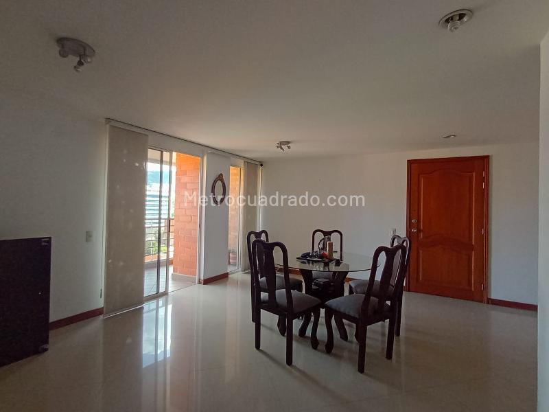 3BR Apartment in LAURELES (100 m²) - 4