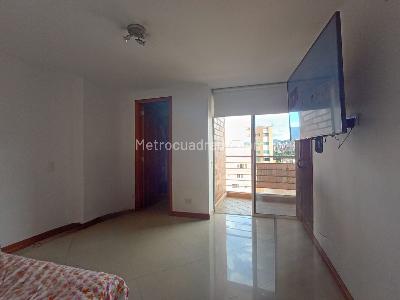 Apartamento de 3 alcobas en venta en Laureles, Medellín, 100 m² · foto 14 de 19