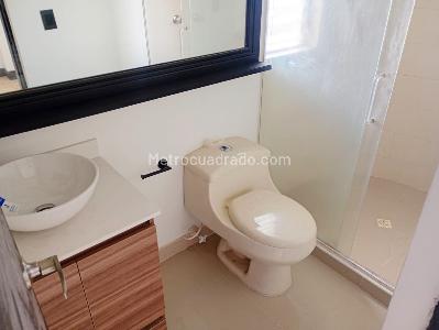 Apartamento de 3 alcobas en arriendo en Laureles, Medellín, 85 m² · foto 16 de 18