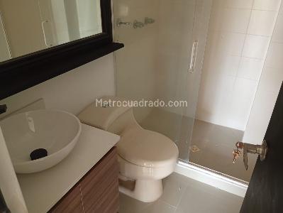 Apartamento de 3 alcobas en arriendo en Laureles, Medellín, 85 m² · foto 17 de 18